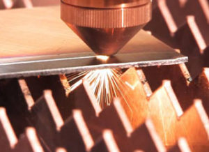 A TeraDiode laser cuts through one-sixteenth inch thick stainless steel. Image: TeraDiode