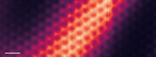 Scanning tunneling microscope map of a device made of three atomic layers of graphene