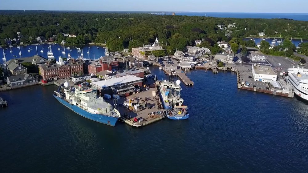 Woods Hole Oceanographic Institution Hero Image