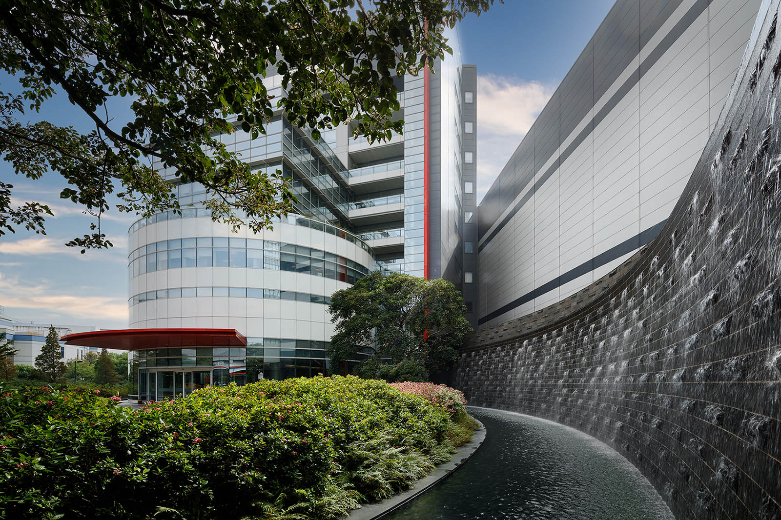Taiwan Semiconductor Manufacturing Company Limited (TSMC) Hero Image