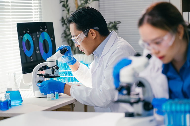 Here’s what the 2025 R&D job market actually looks like: AI research is booming. Hiring isn’t.