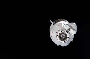 SpaceX Dragon will head to the ISS on NASA’s CRS-33 mission with groundbreaking research in organ engineering, stem cells and orbital computing.