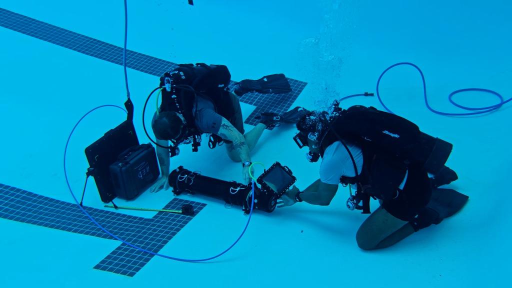 Portable underwater X-ray imaging system