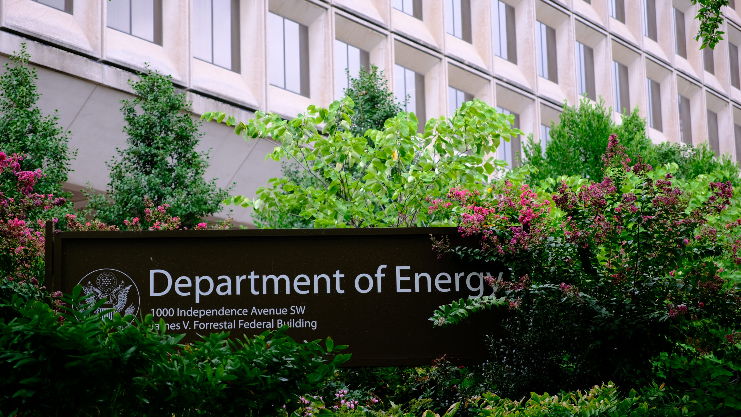 DOE to award $100 million in grants amid science funding cuts