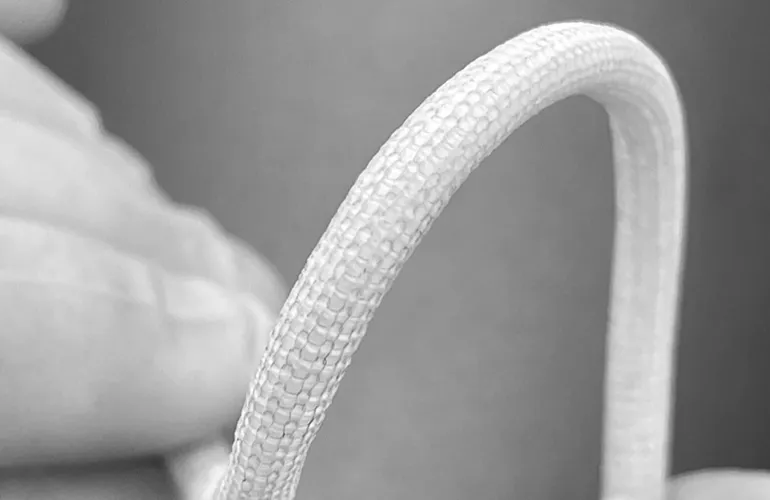 Medical 21 MAVERICS artificial artery graft with nitinol wire matrix and resorbable polymer scaffold