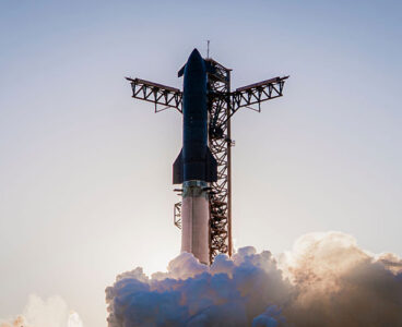 Starship’s first orbital flight tests key pieces of SpaceX’s million-satellite data center plan 